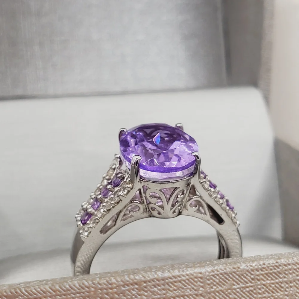 5.8 Carat Oval Lavendar Amethyst & Zircon 925 Sterling Silver Statement …